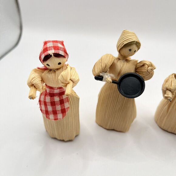 Vintage Cornhusk Doll Lot Of 4 Cast Iron Bonnet 3” - Picture 2 of 7